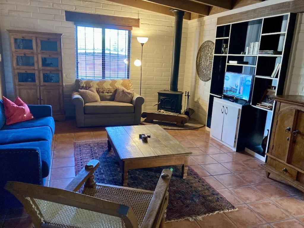 Casa Azul - Cute Centrally Located Adobe With Large Fenced Outdoor Living For Pets And Adults, Non-Smoking Tucson Extérieur photo